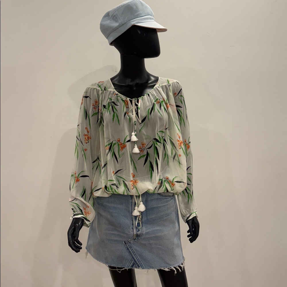 Elizabeth and James Silk Blouse Botanical Leaf & Floral Print Size S Never Worn